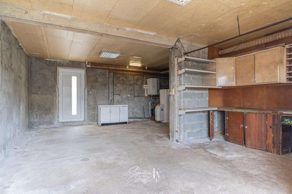 Maison à MAGNAC-BOURG