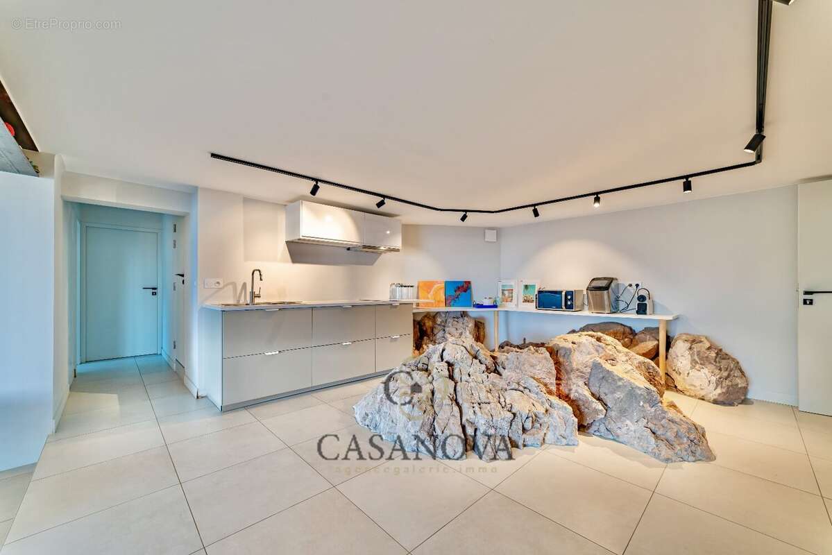 Villa contemporaine vue mer avec piscine et appartement indépendant à Sète Mont Saint-Clair - photo 19