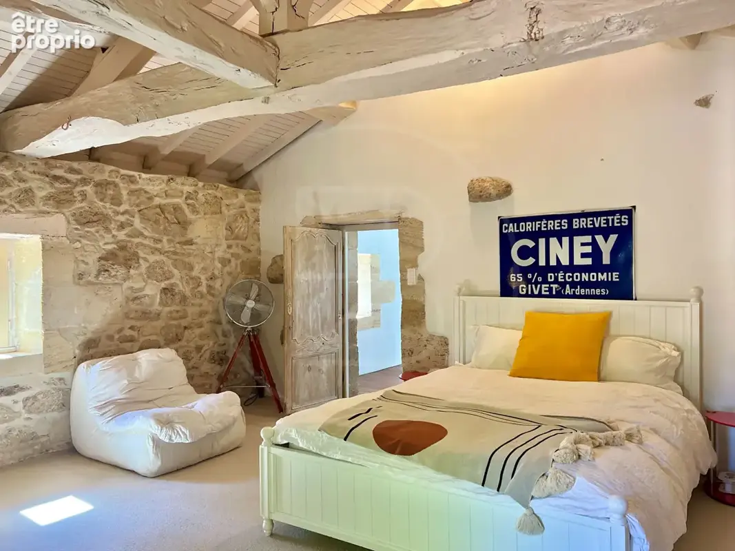 Maison en pierre rénovée avec annexe, piscine et étang privé - photo 12