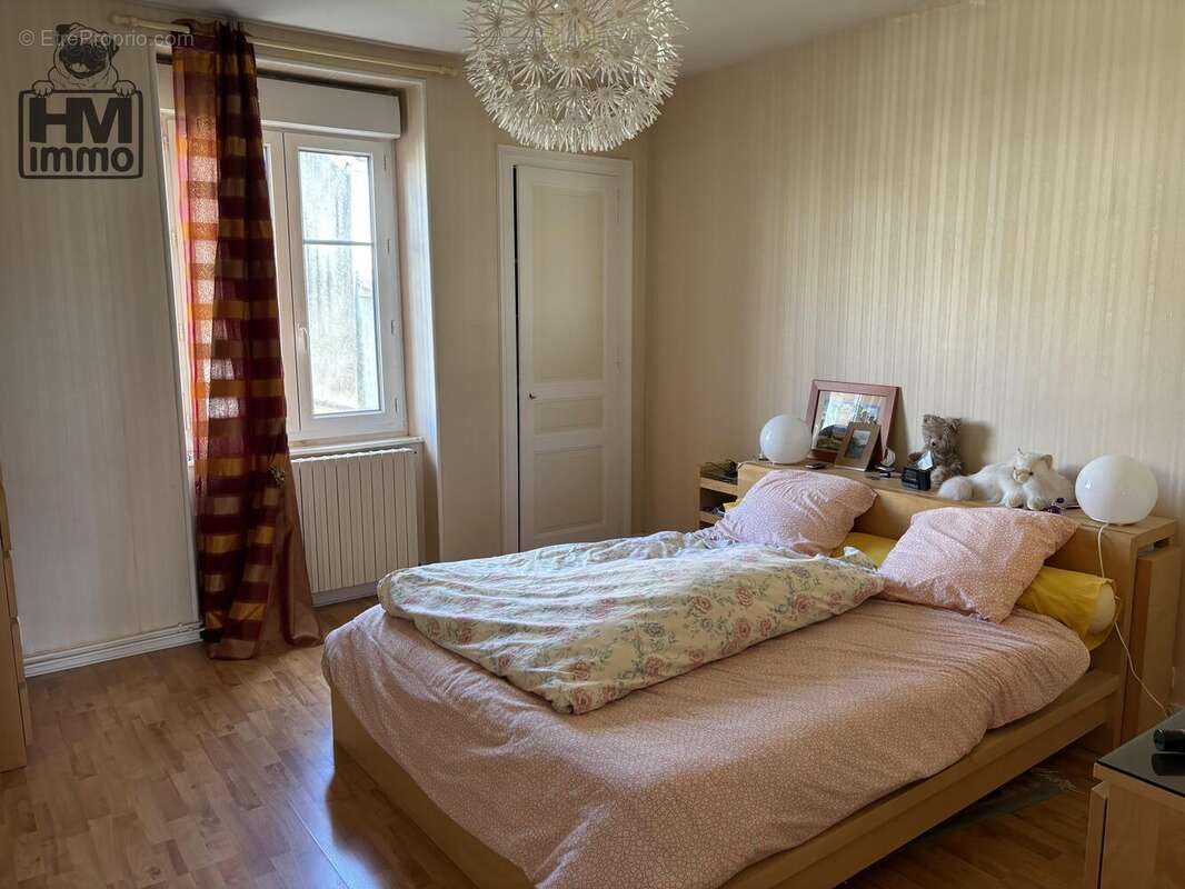 Maison à SAINT-JUNIEN