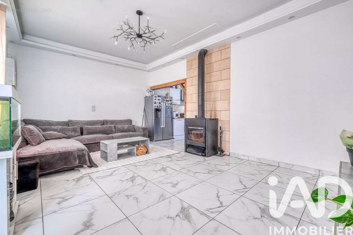 Photo 2 - Appartement à VARREDDES