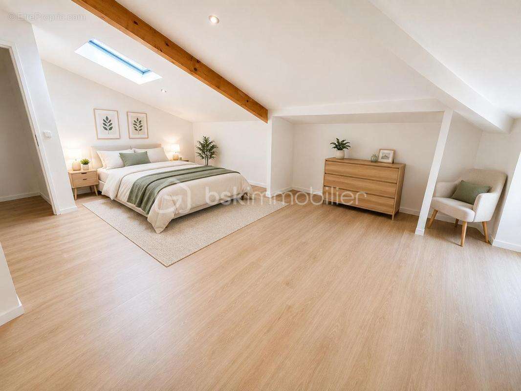 Maison de village avec local commercial – 97 m² – Vinay (38470) - photo 14