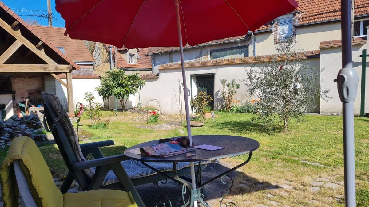 Maison à BAILLEAU-ARMENONVILLE