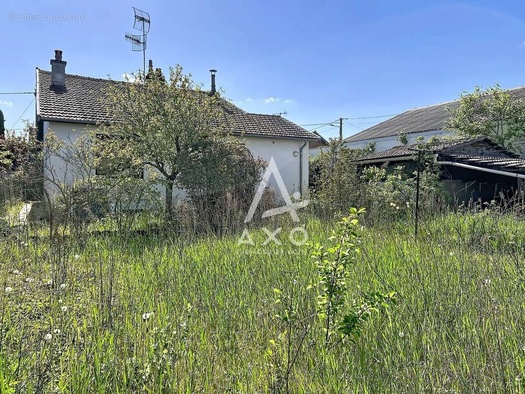 Maison à CHENOVE