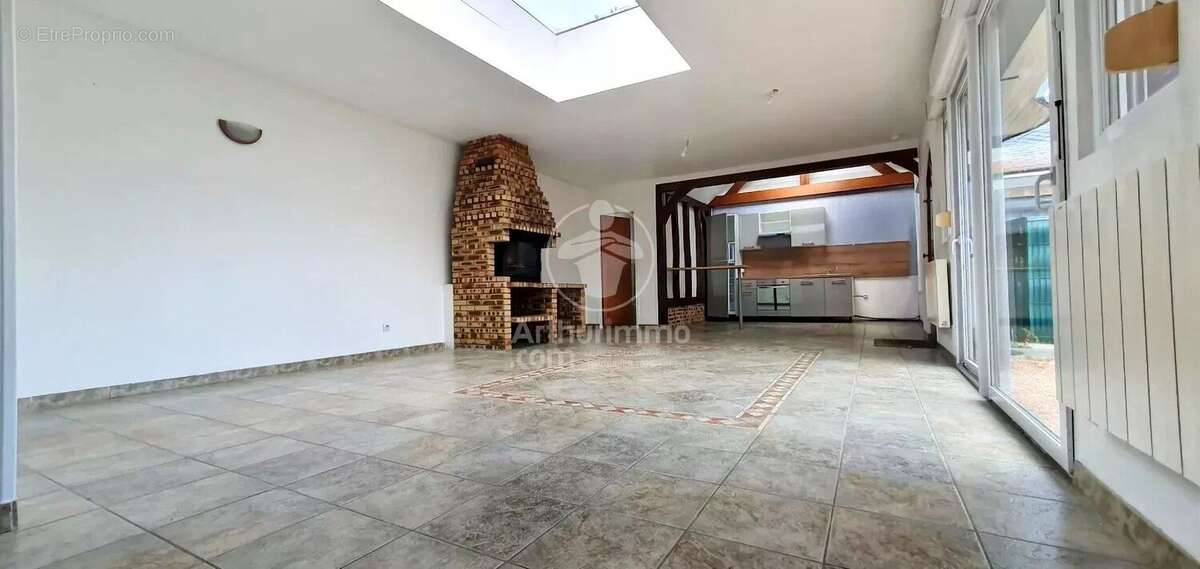 Maison à DEVILLE-LES-ROUEN