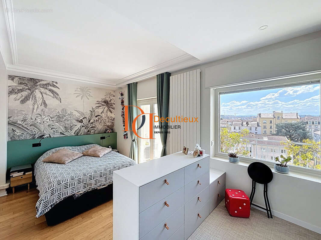 Appartement à LYON-8E