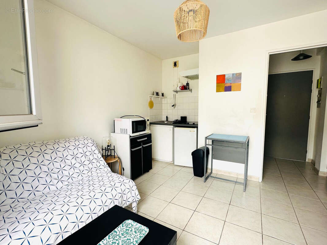 EXCLUSIVITE A vendre studio libre Tours Prébendes - photo 2