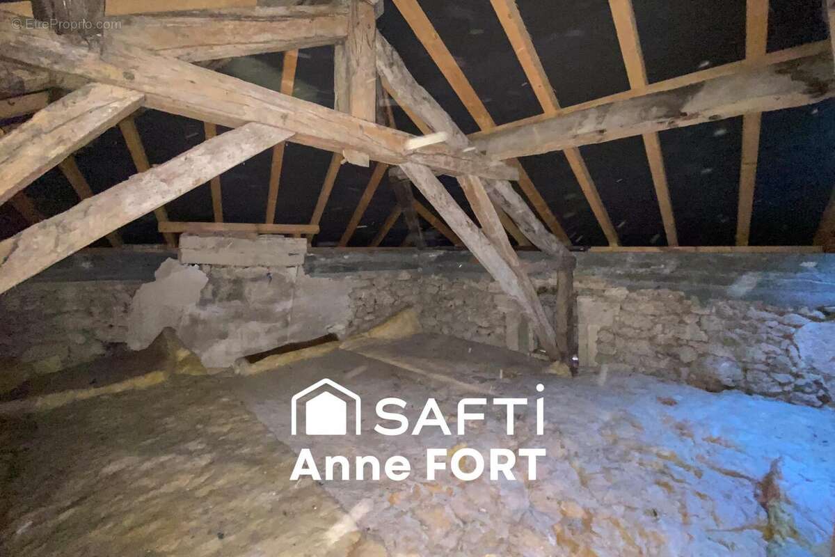 Maison 190 m² à Laroque-Timbaut  - photo 7