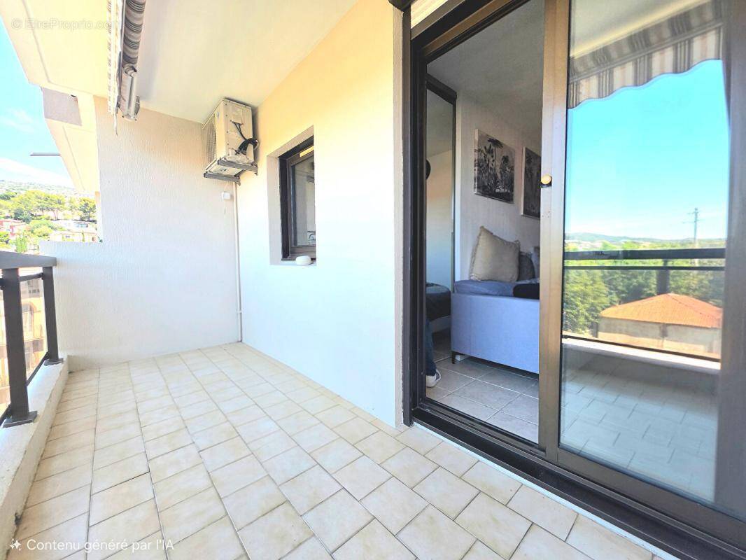 Appartement à LE LAVANDOU