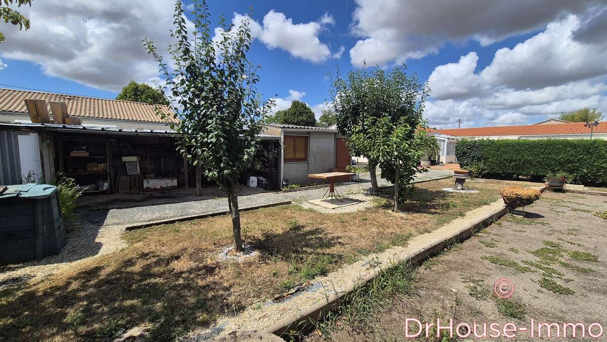 Maison à PUYRAVAULT