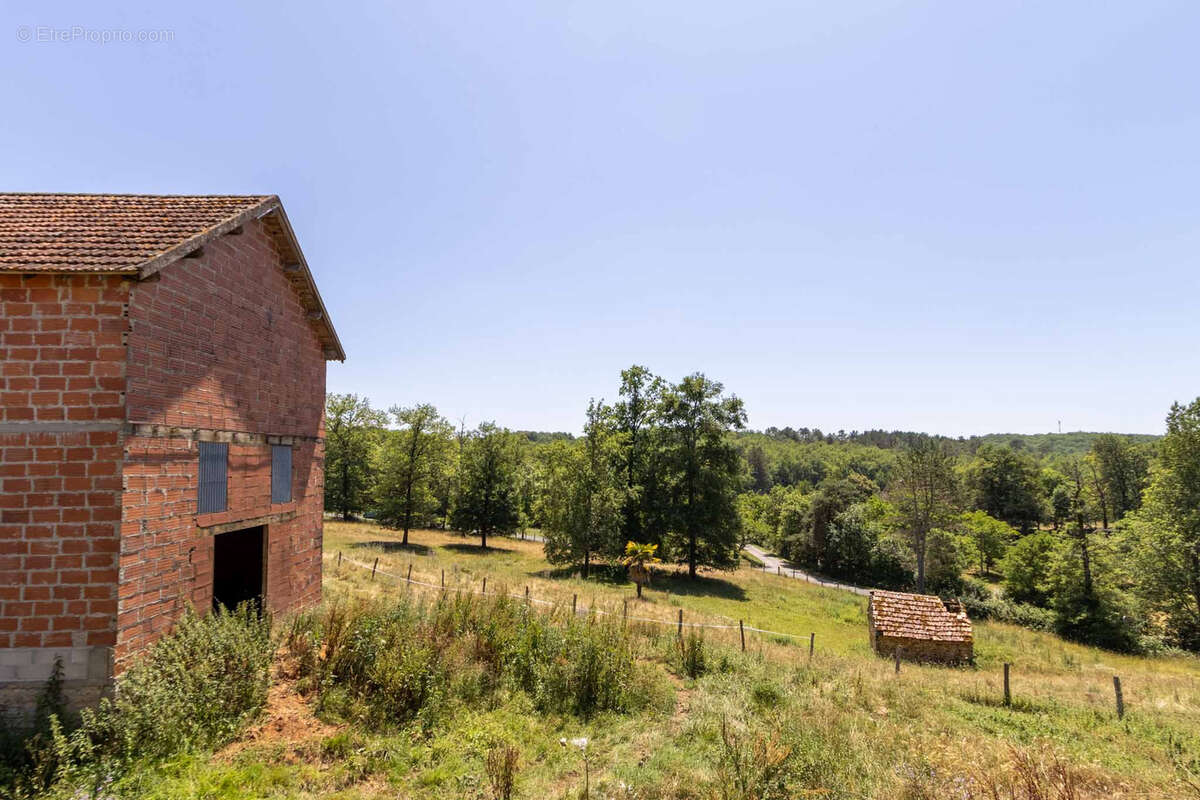 Maison à SAINT-MARTIAL-DE-NABIRAT