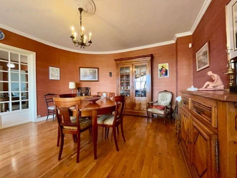 Appartement à SAVIGNY-SUR-ORGE