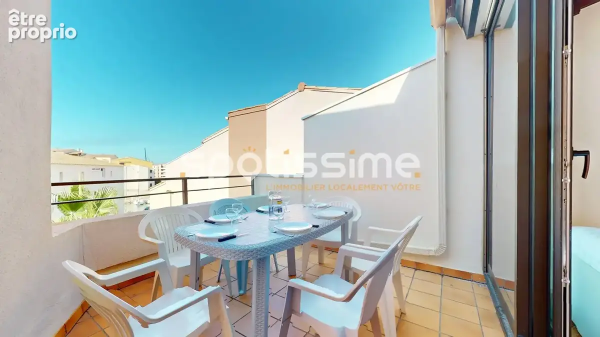 Cap d'agde  avant-port  grand studio cabine avec terrasse et solarium privé vue port - photo 3