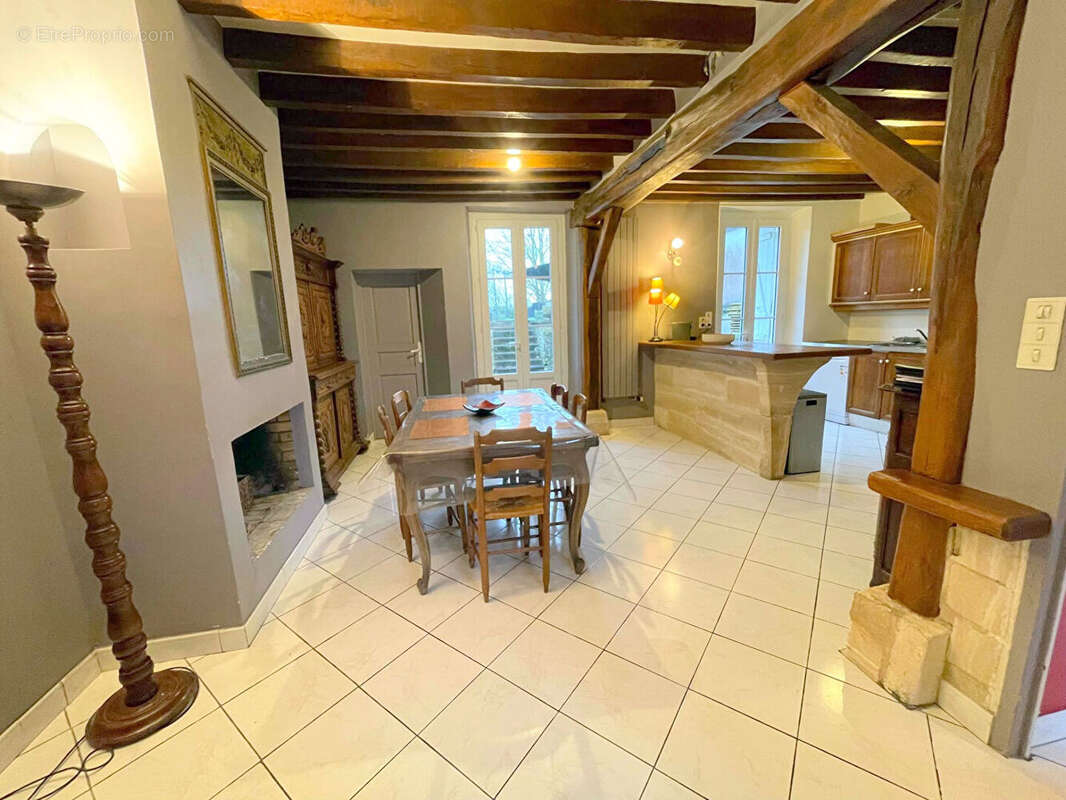 Maison à CHAUMONT-EN-VEXIN