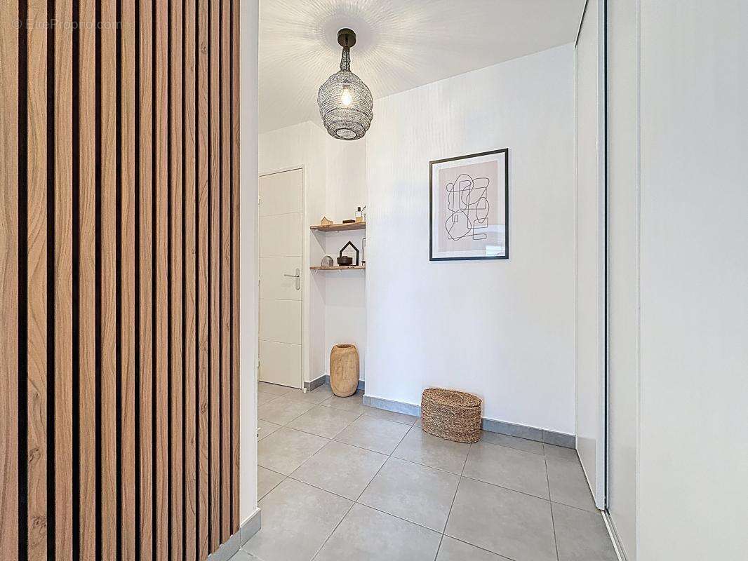 Appartement à VENISSIEUX