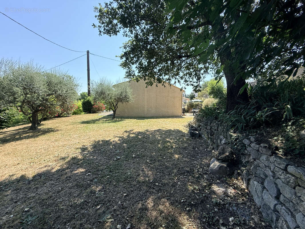 Saint-paul-en-forêt - villa de plain-pied au calme, a pied au village - photo 6