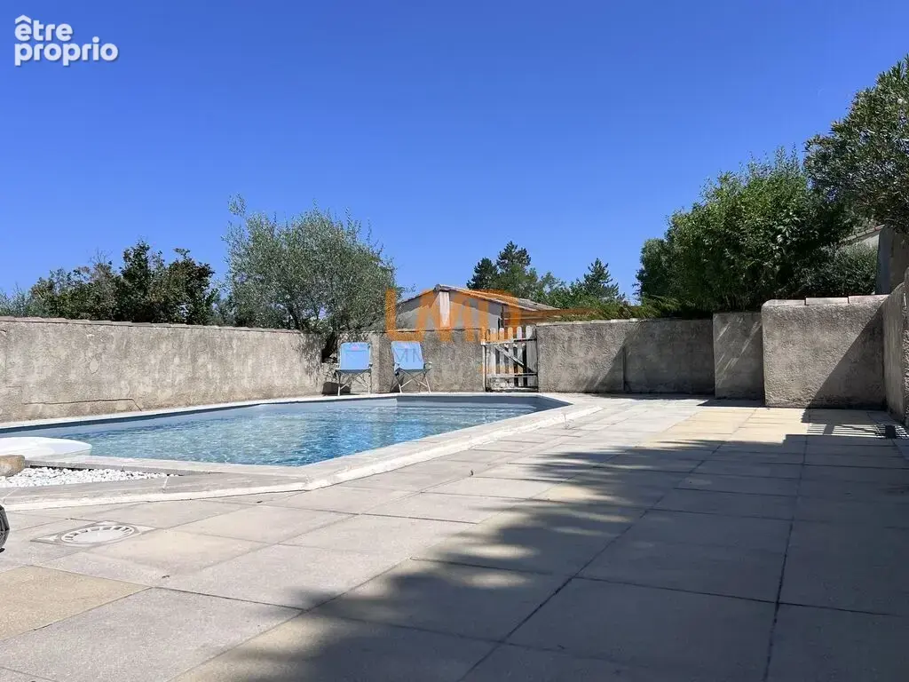 Spacieuse maison familiale de 6 pièces avec piscine et terrain a - photo 20