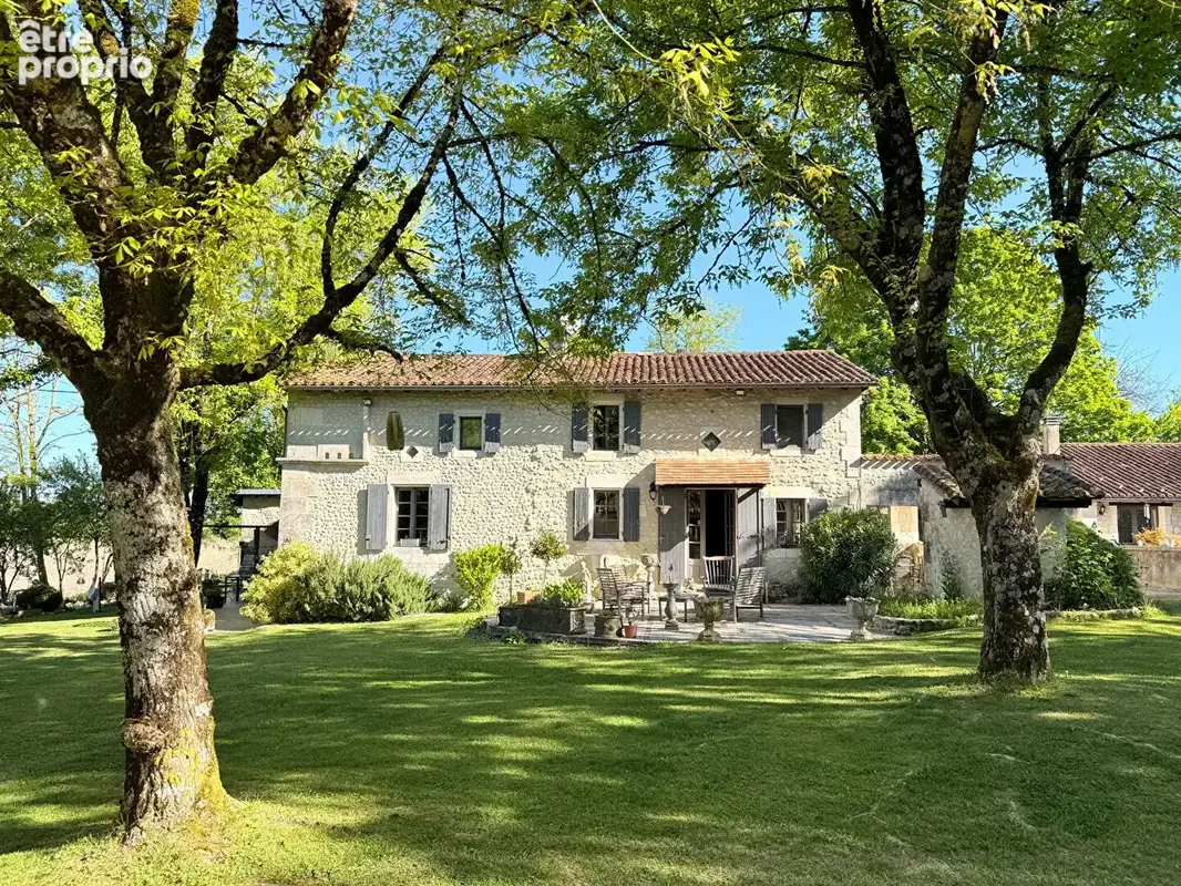 Maison à VERTEILLAC