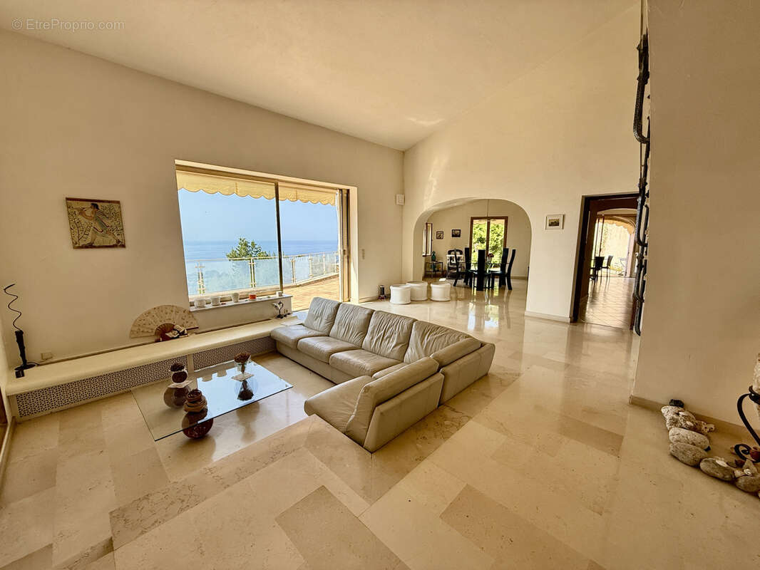 Maison à ROQUEBRUNE-CAP-MARTIN