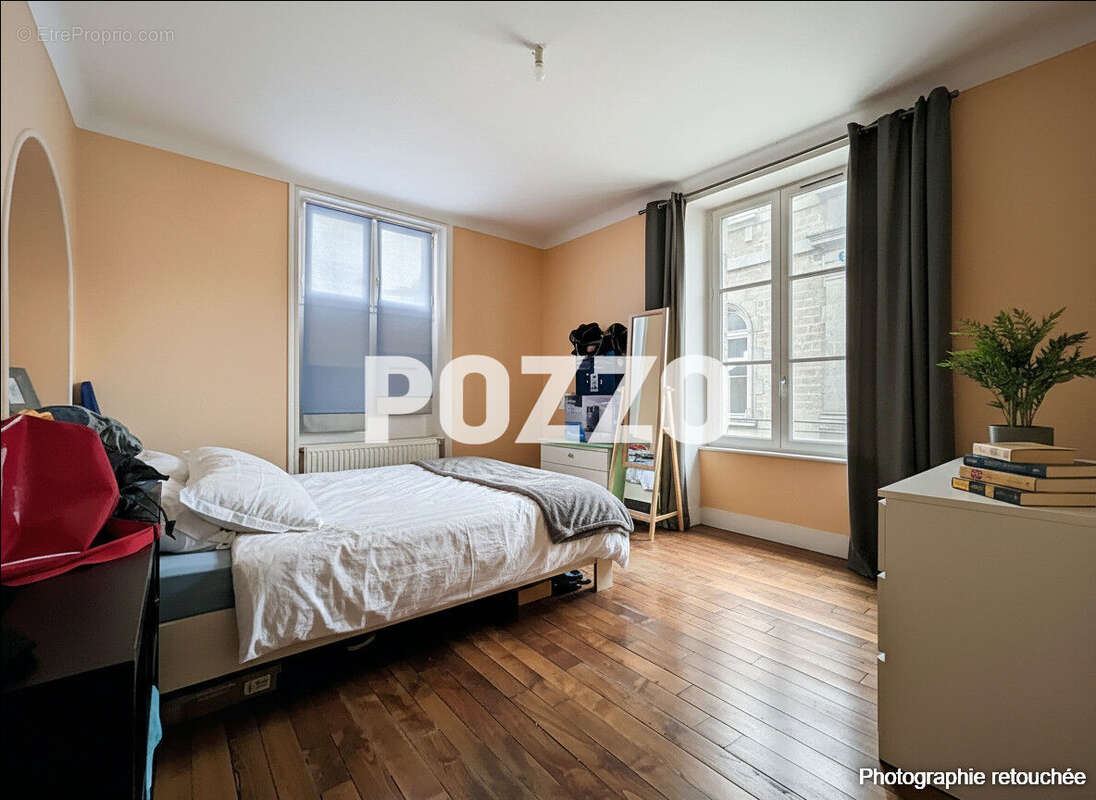 Appartement à VILLEDIEU-LES-POELES