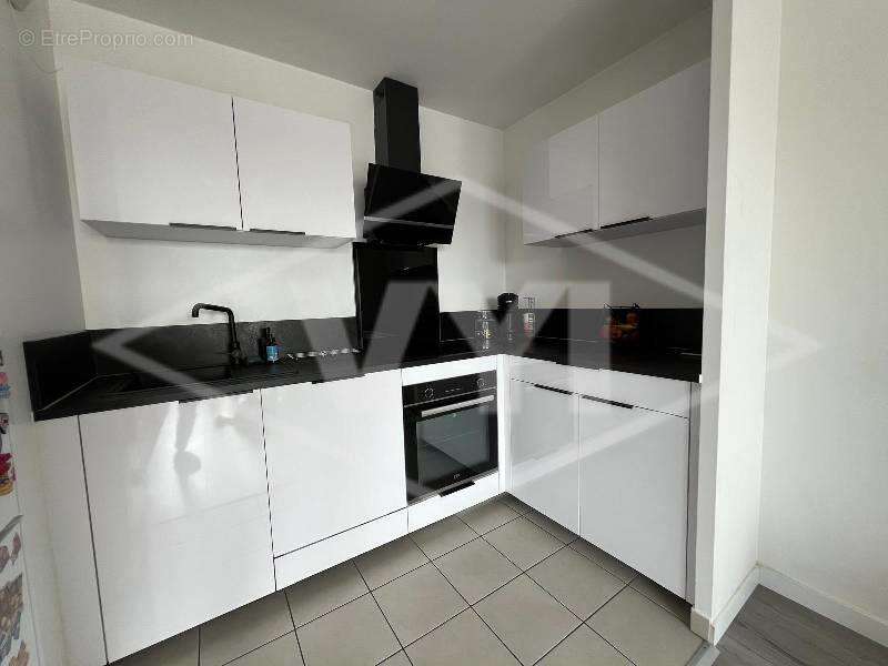 Appartement à BOUSSY-SAINT-ANTOINE