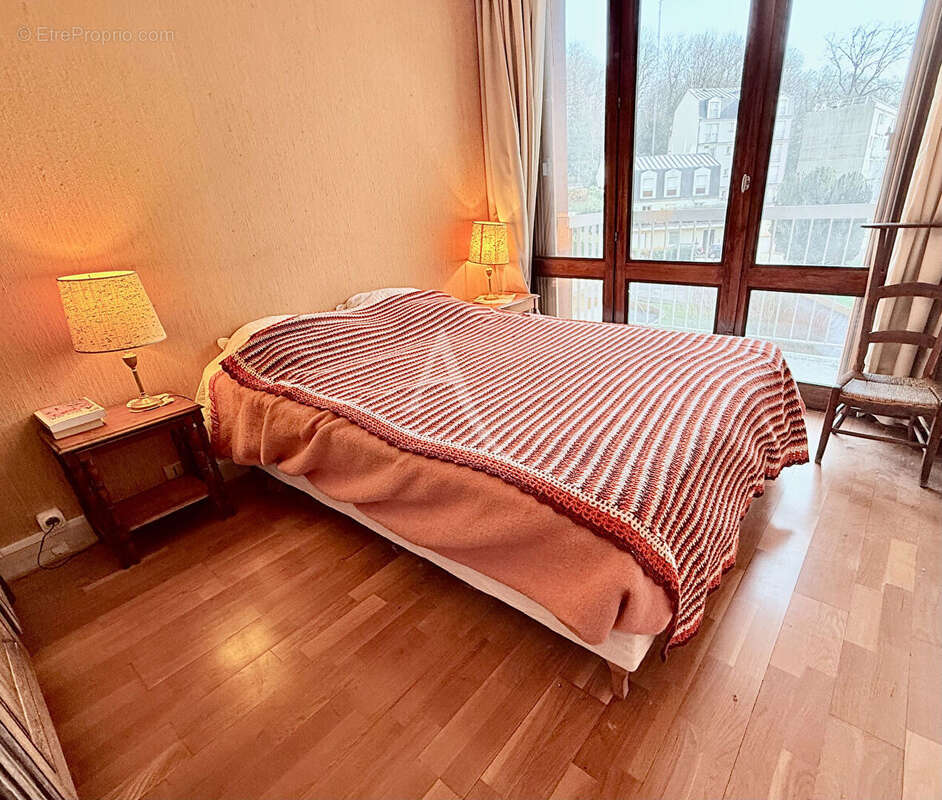 Appartement à CHAVILLE