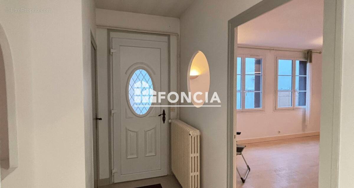 Maison à AZAY-LE-RIDEAU