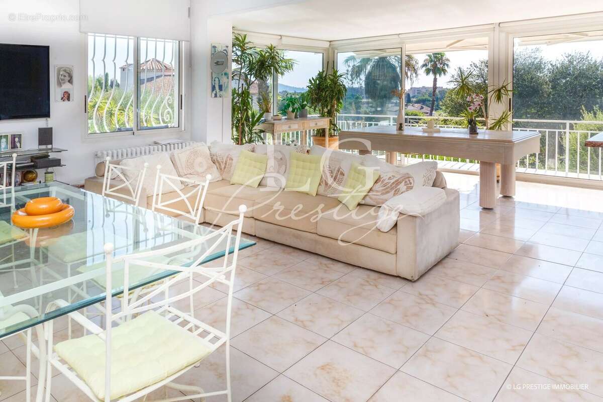 Villa de 7 pièces en centre ville - photo 6