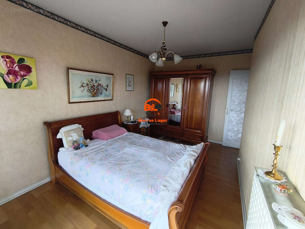 A VENDRE - T4 - COURNON D'AUVERGNE - AGENCE IMMOBILIER BSLE - www.bsleimmo.com - Appartement à COURNON-D'AUVERGNE