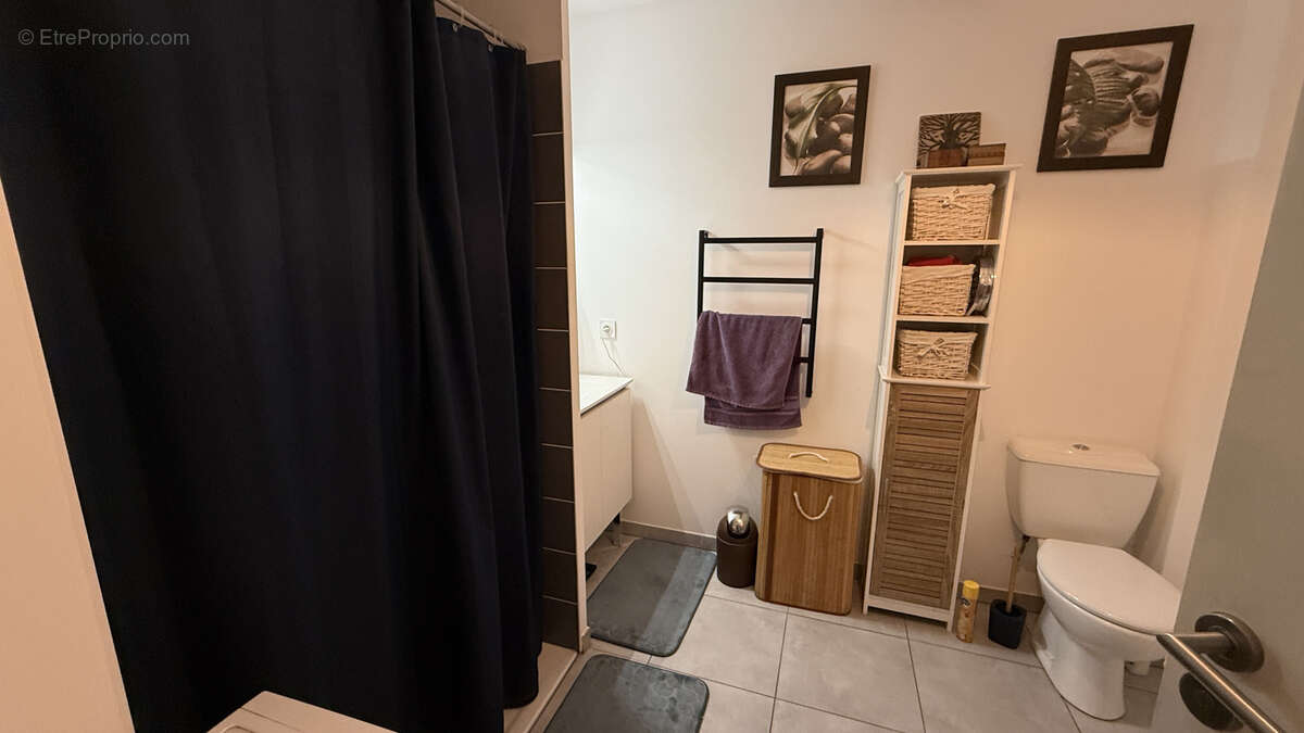 Appartement à SIX-FOURS-LES-PLAGES