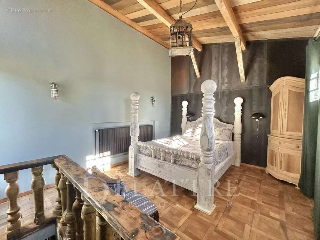 Maison à GRASSE
