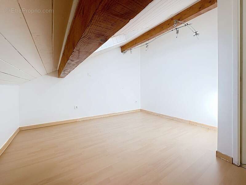 Appartement à VETRAZ-MONTHOUX