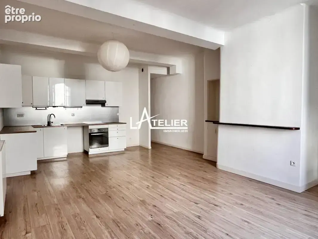 T2 rénové calme, grandes hauteurs, parquet, centre - photo 5