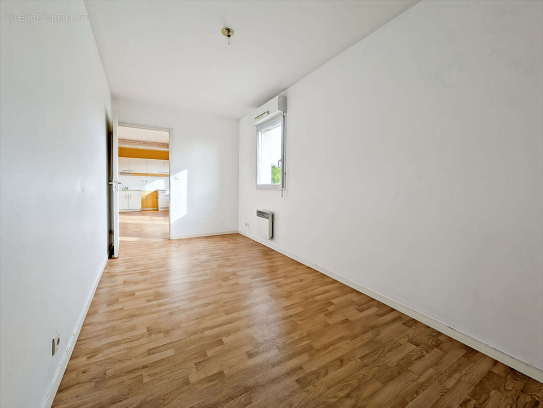 Appartement à SAINT-AUBIN-D'AUBIGNE