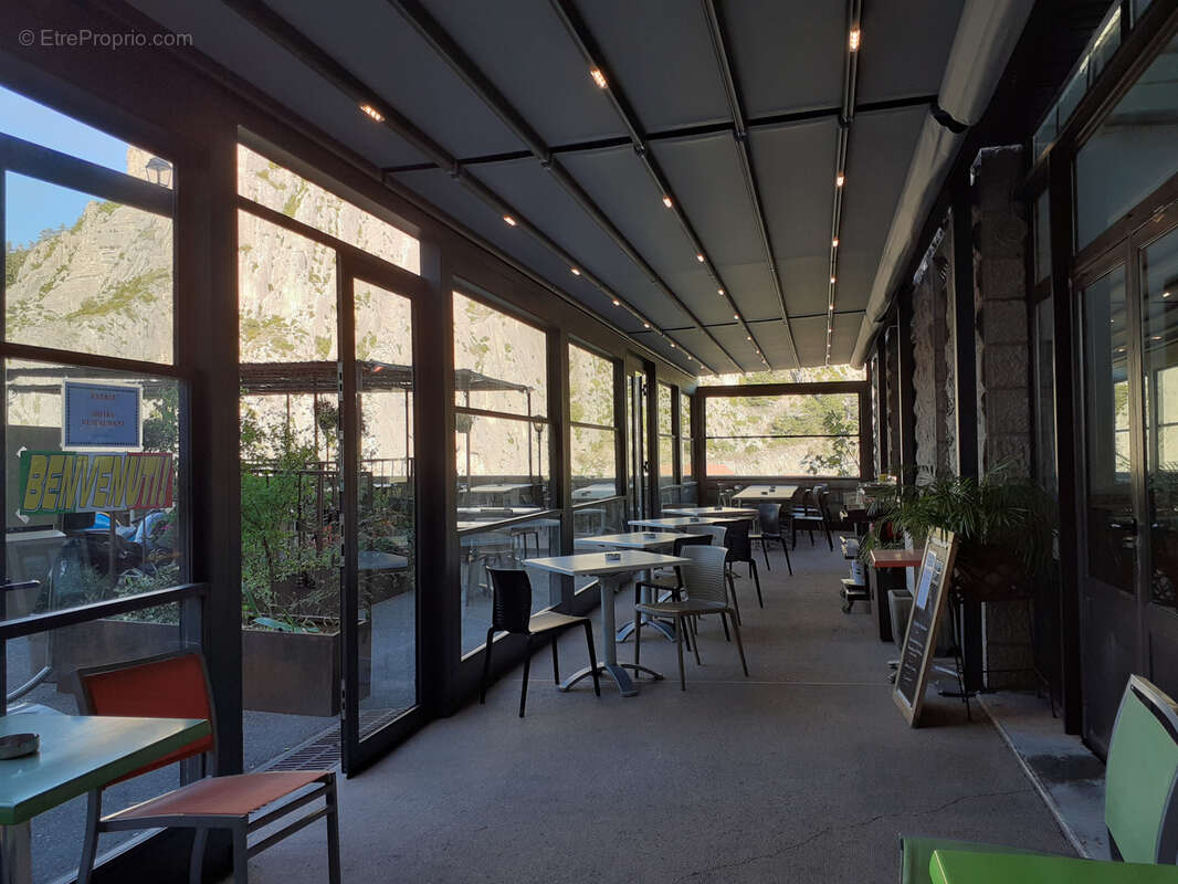 Commerce à SISTERON