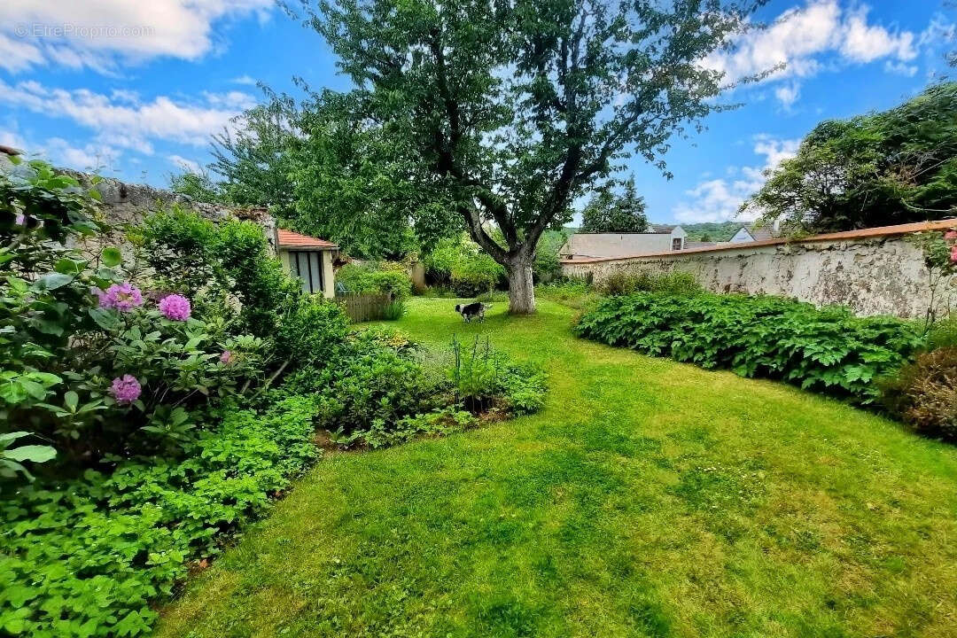 Maison à QUINCY-VOISINS