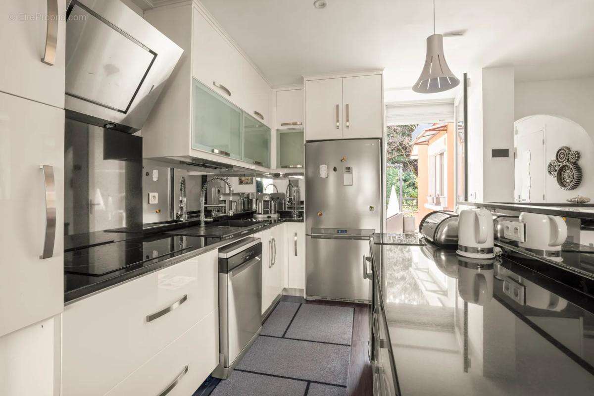 Appartement à FONTAINES-SUR-SAONE