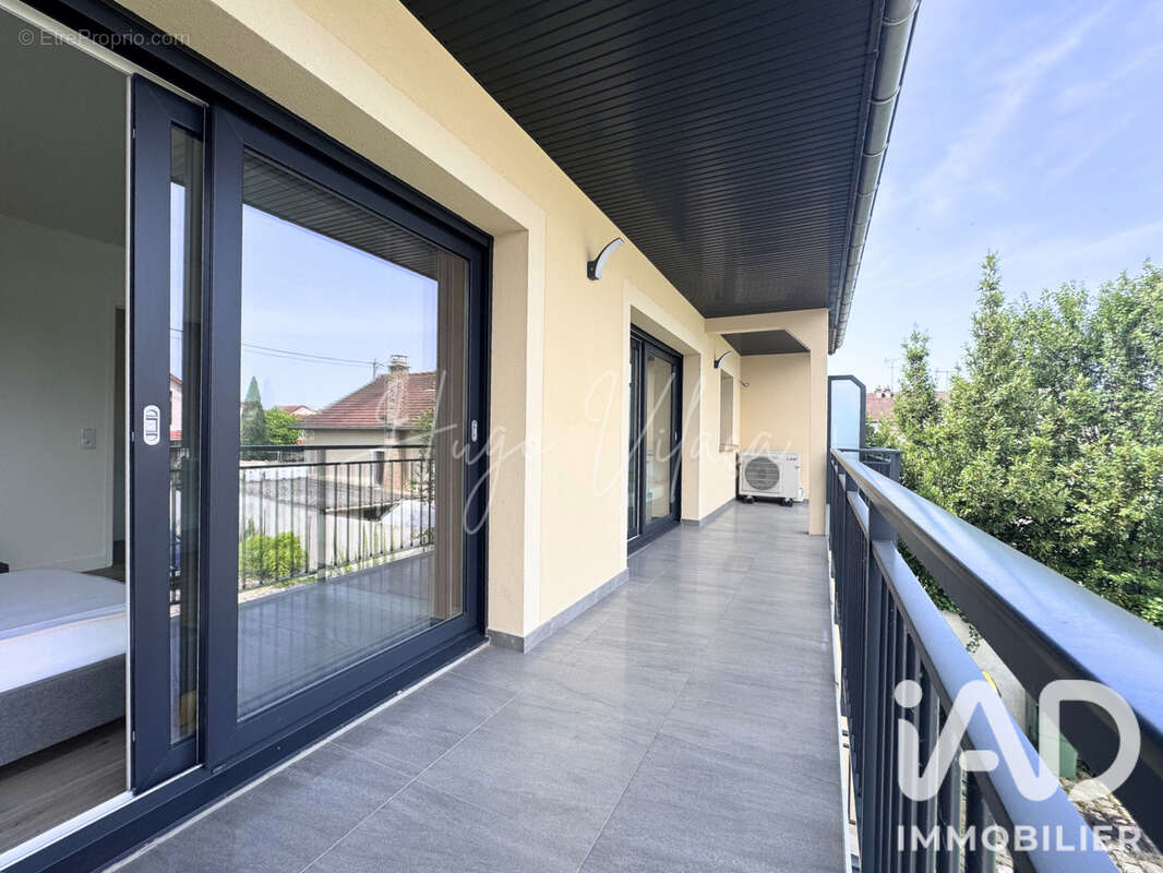 Photo 2 - Maison à VILLENEUVE-LE-ROI