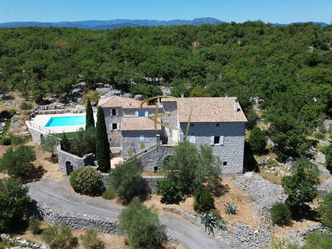 Maison à LABEAUME