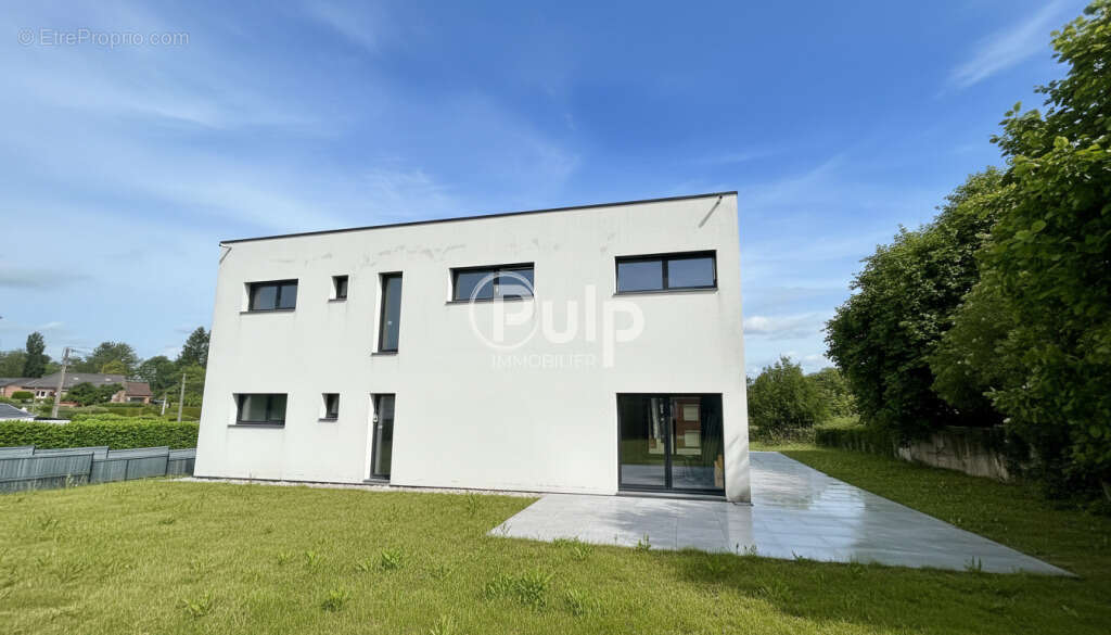 Maison à CARENCY