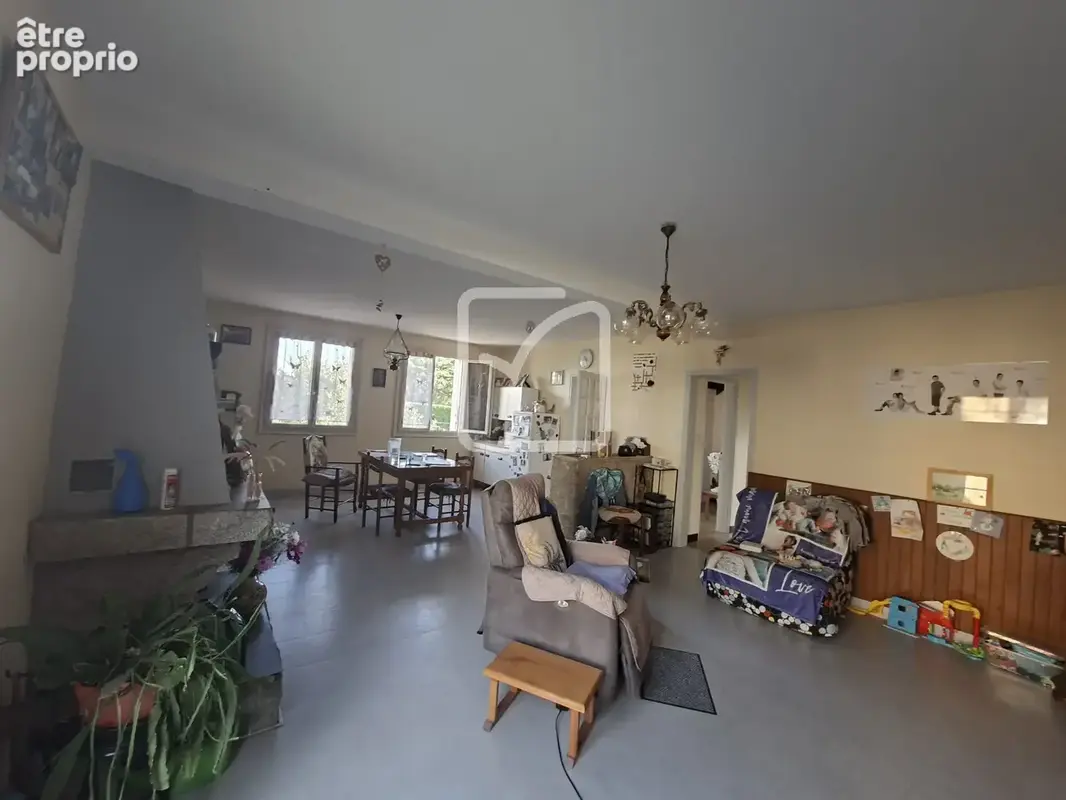 Corps de Ferme et sa maison individuelle de 5 chambres GUILLIERS - photo 6