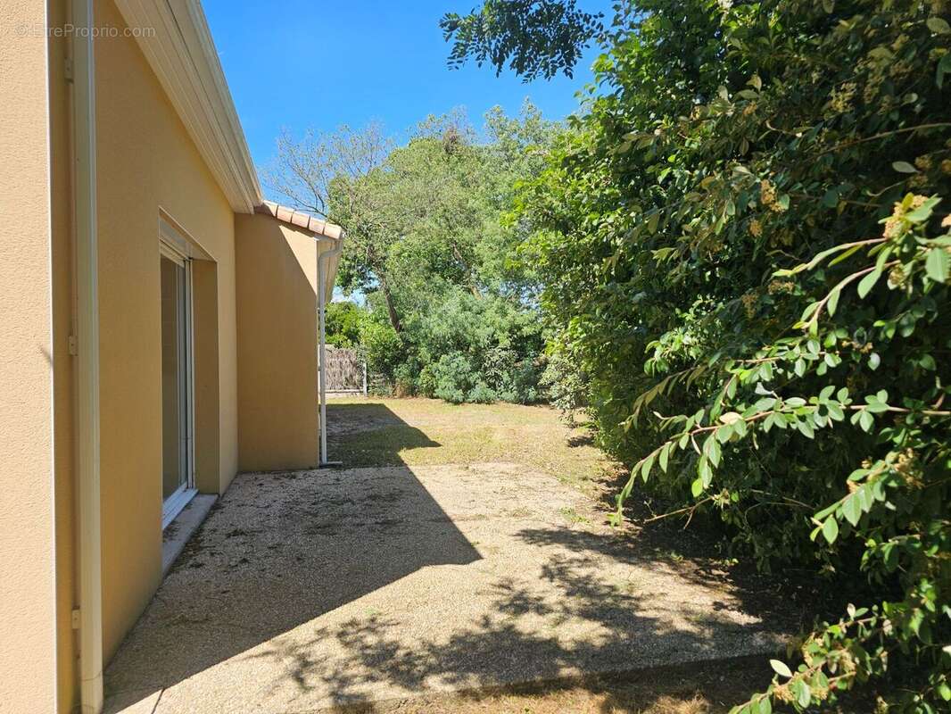 Maison 123 m² à Challans  - photo 14