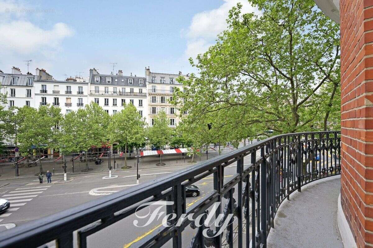 Appartement à PARIS-12E