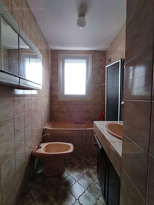 Maison à SAINTE-FLORENCE