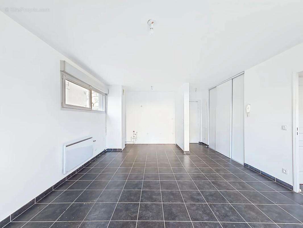 Appartement à LYON-8E