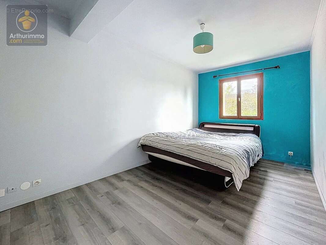 Maison à BRIE-COMTE-ROBERT