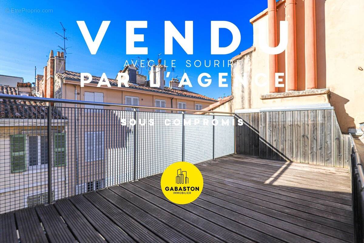 Appartement à MARSEILLE-1E