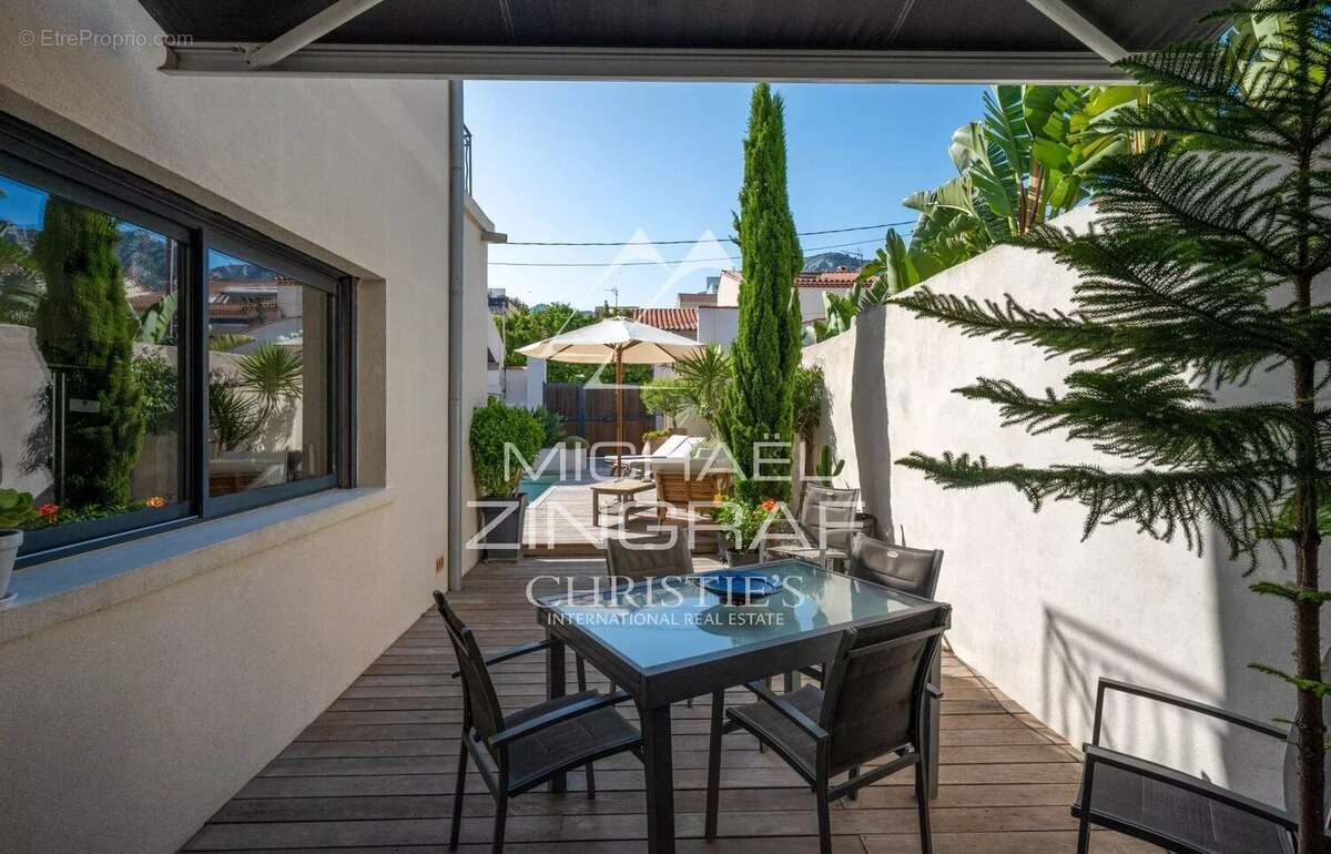 Maison à MARSEILLE-8E