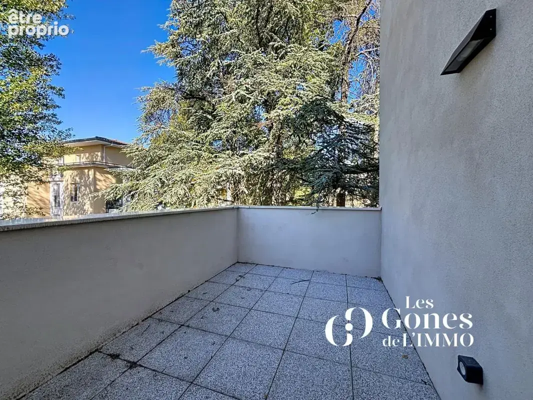 CRAPONNE   Un duplex familial de 102 m2 avec 3 chambres et d - photo 15