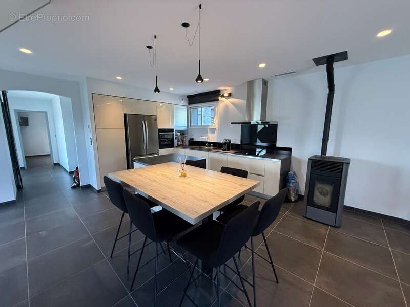 Superbe villa en position dominante aux portes de LOURDES ! - photo 7